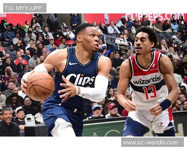 克莱三分表现平平仅得13分下半场未能得分球队双加时遗憾落败