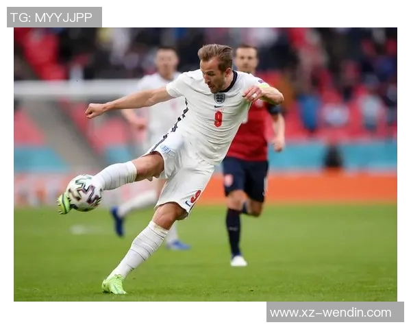 凯恩称赞球队下半场表现出色期待延续进攻势头再添进球